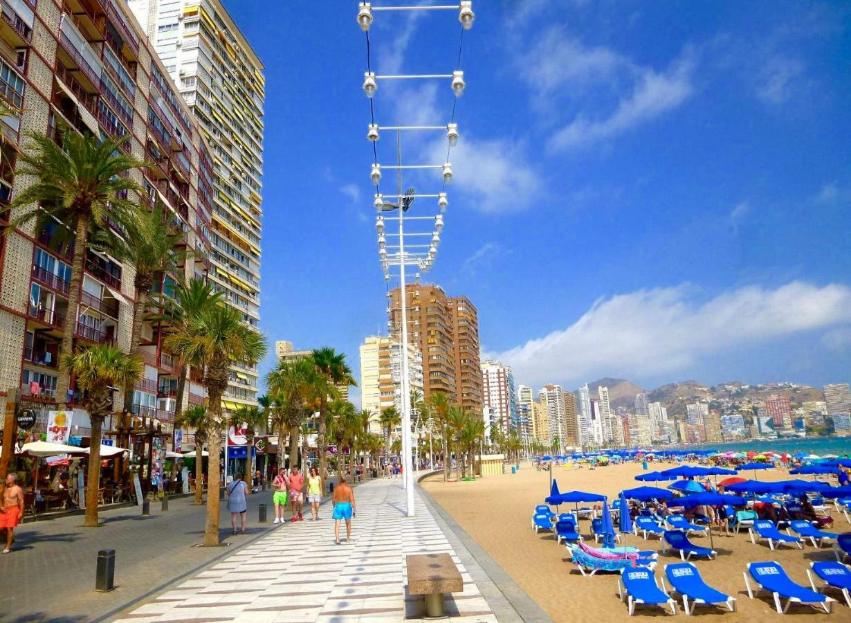 Virginia Of The Sea Apartment Benidorm Bagian luar foto