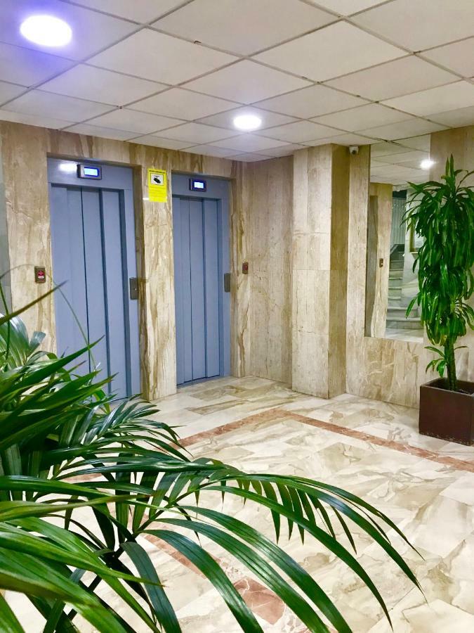 Virginia Of The Sea Apartment Benidorm Bagian luar foto