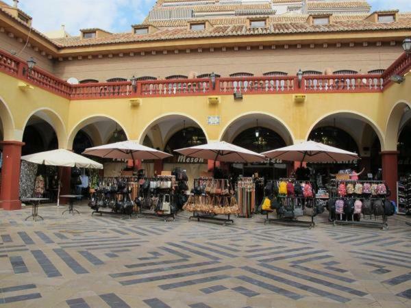 Virginia Of The Sea Apartment Benidorm Bagian luar foto
