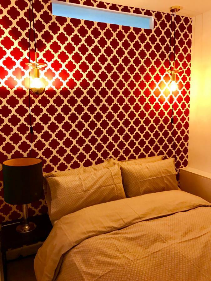 Virginia Of The Sea Apartment Benidorm Bagian luar foto
