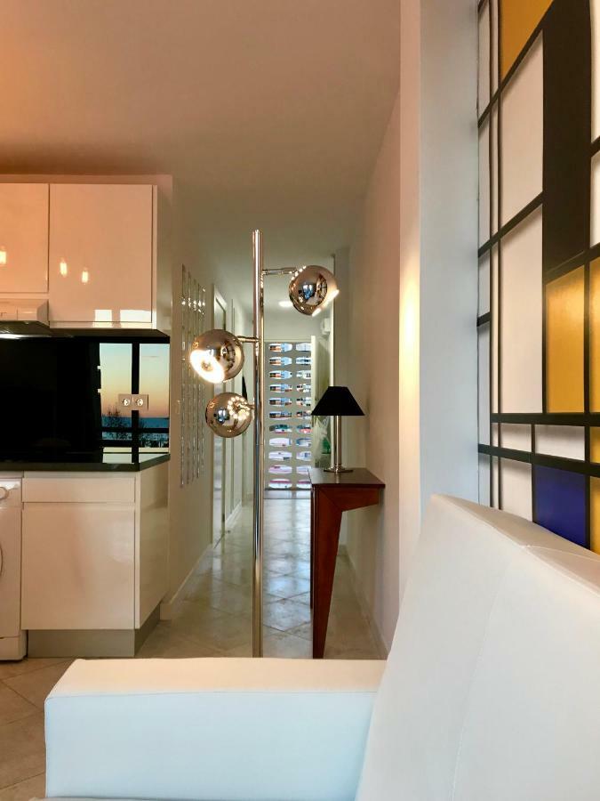 Virginia Of The Sea Apartment Benidorm Bagian luar foto