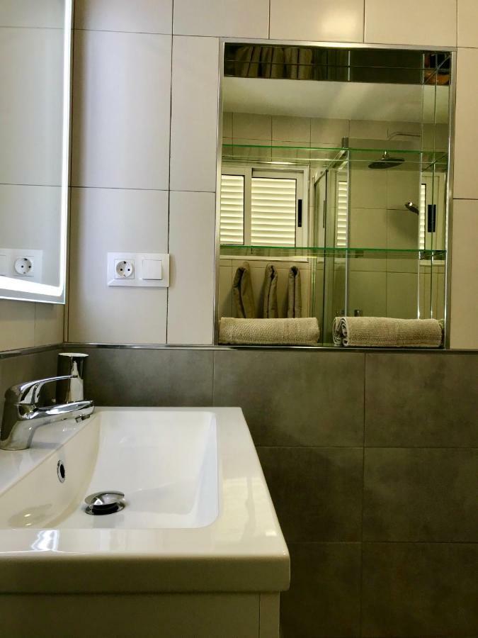 Virginia Of The Sea Apartment Benidorm Bagian luar foto