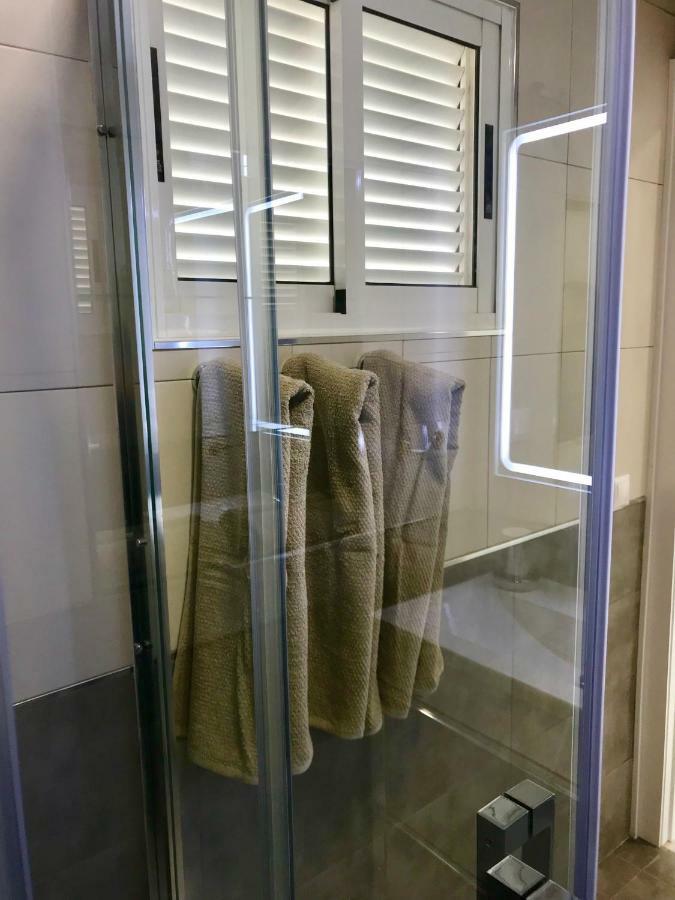 Virginia Of The Sea Apartment Benidorm Bagian luar foto