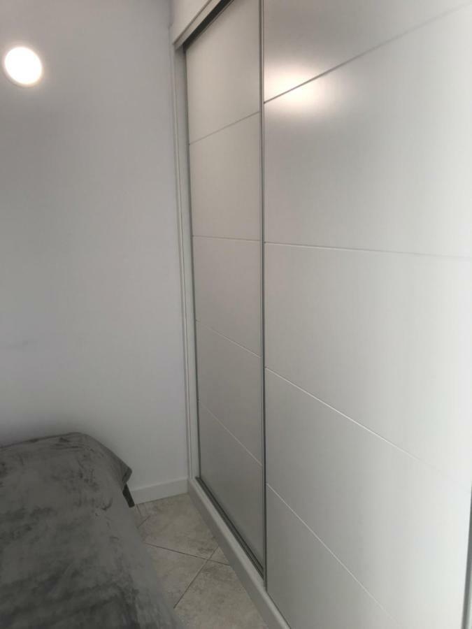 Virginia Of The Sea Apartment Benidorm Bagian luar foto